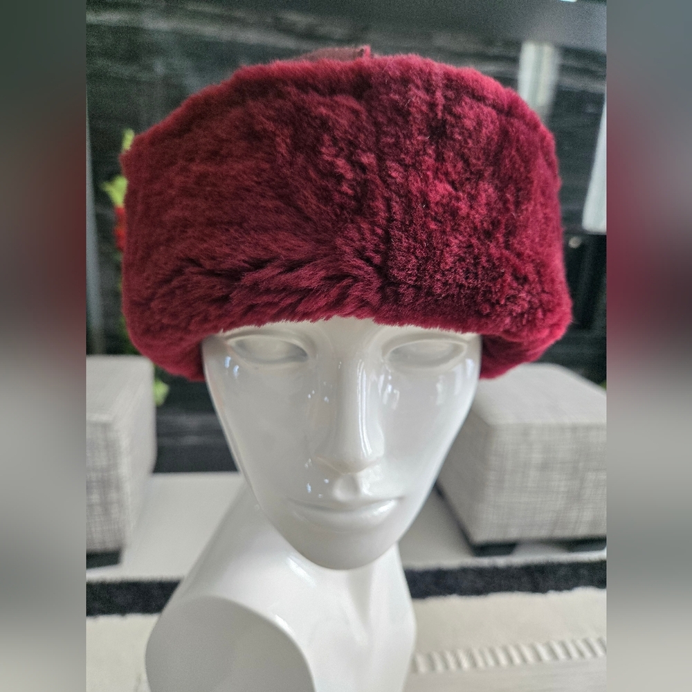 Shearling Burgundy Hat - Picture 12 of 12